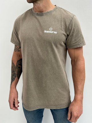 Premium cotton t-shirt in acid wash finish – relaxed fit, unisex sizing